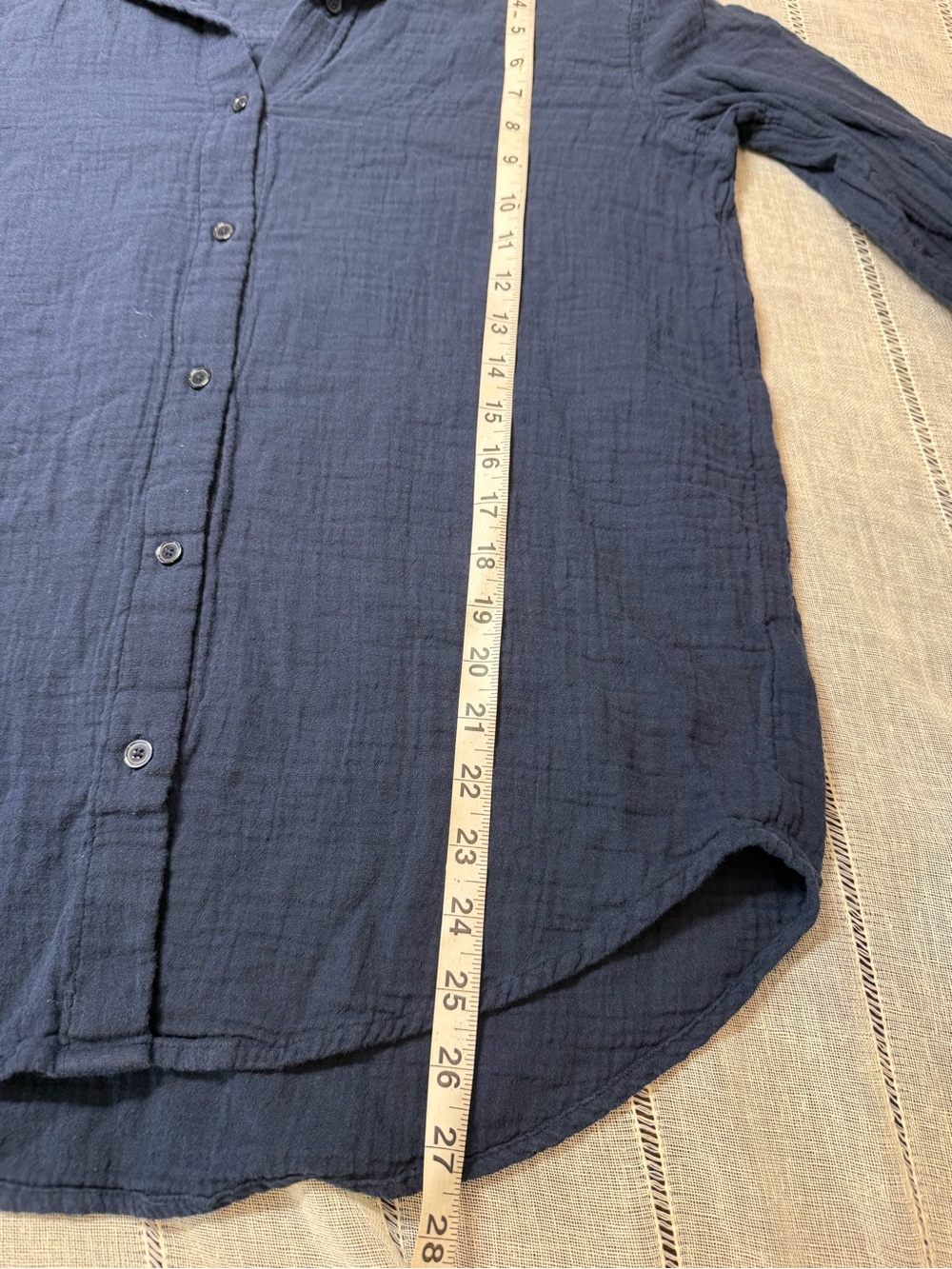Aritzia Little Moon Women's Sail Shirt 100% Cotton Button-Up Gauze Navy Size Sm - Picture 10 of 15